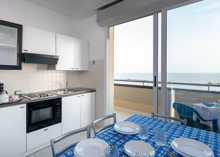 Belvedere Vista - Seafront 3* Rimini