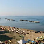 Belvedere Vista - Seafront 3* Rimini