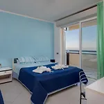 Belvedere Vista - Seafront