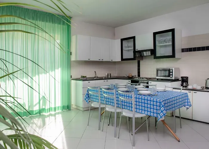 Belvedere Vista - Seafront Hotel apartamentowy Rimini
