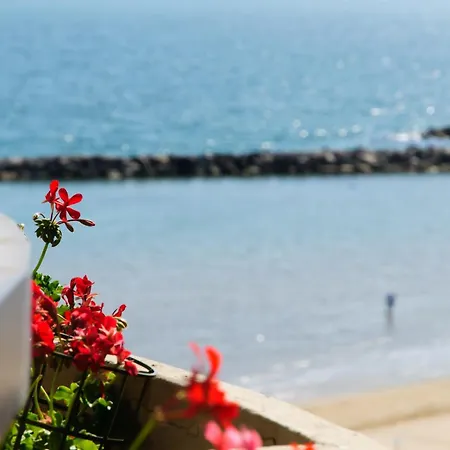 Appart hôtel Belvedere Vista - Seafront Rimini