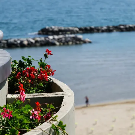 Aparthotel Belvedere Vista - Seafront