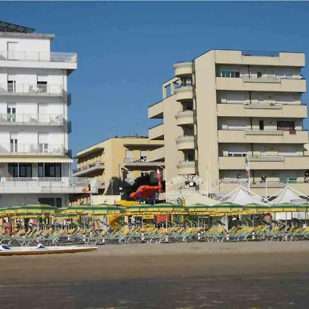 Aparthotel Belvedere Vista - Seafront 3*