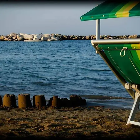 Belvedere Vista - Seafront Appart hôtel Rimini