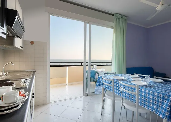 Aparthotel Belvedere Vista - Seafront 3*