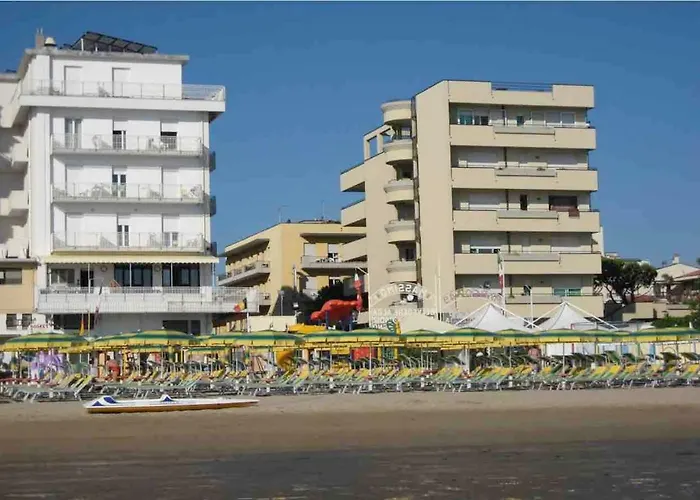 Aparthotel Belvedere Vista - Seafront 3*