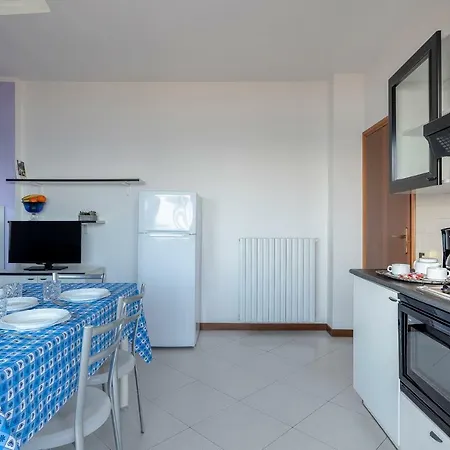 Belvedere Vista - Seafront 3* Rimini
